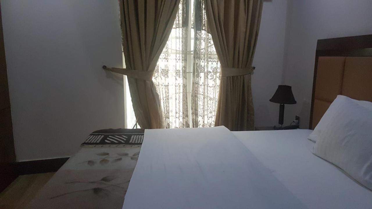 Midtown Hotel راوالبيندي المظهر الخارجي الصورة